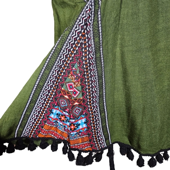 Midnight Sky Juniors Bohemian Style Off The Shoulder Blouse, Green/Multi, Large - Picture 4 of 11